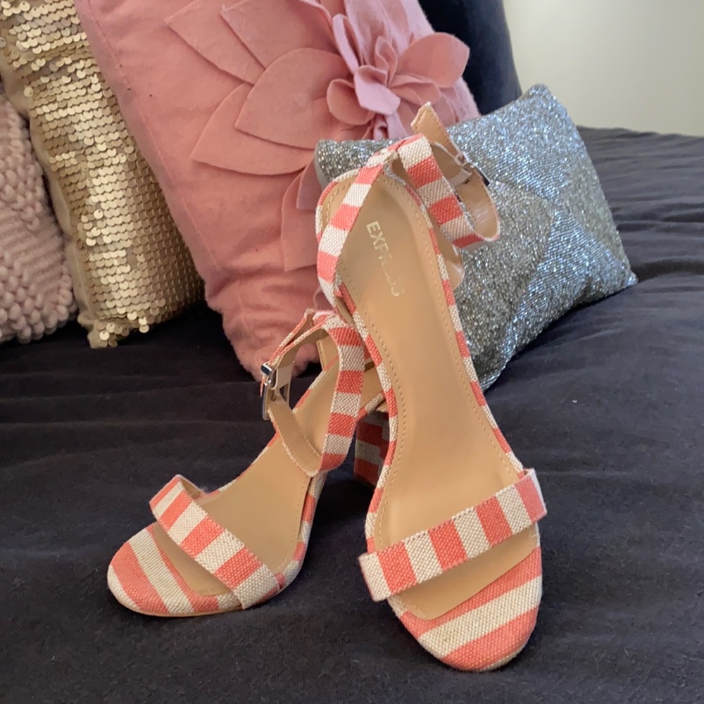 Express block heels, SZ 8. 👠
